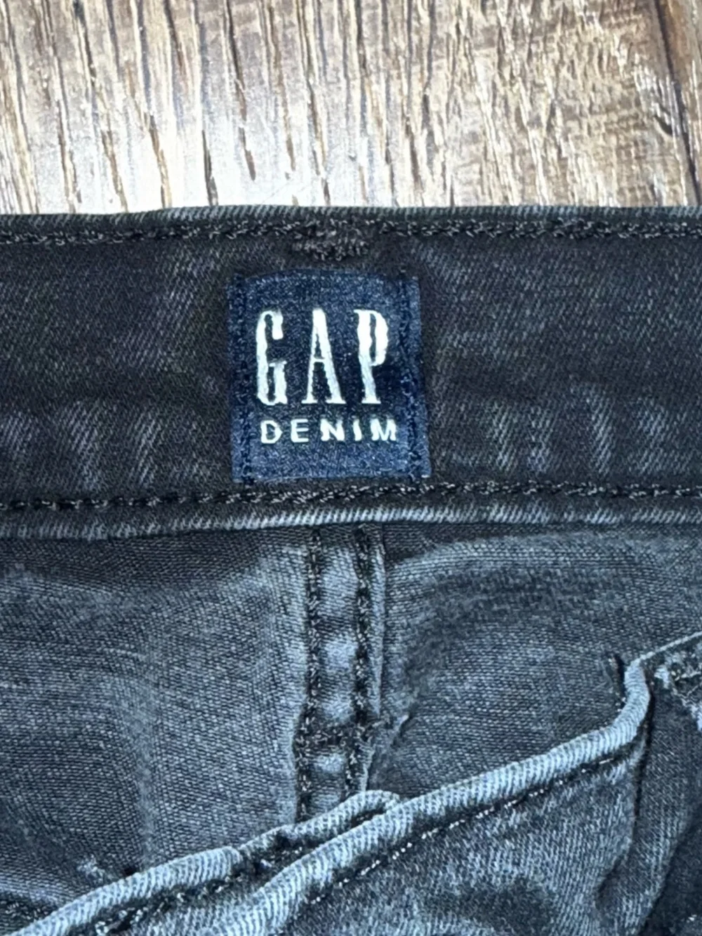 GAP Black Skinny Jeans